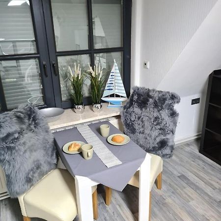 Exklusive Ferienwohnung Nahe Der Nordsee Wesselburen Exteriör bild